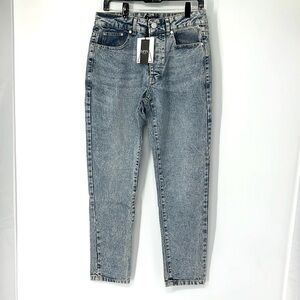 Boohoo man NWT rigid tapered jeans 30